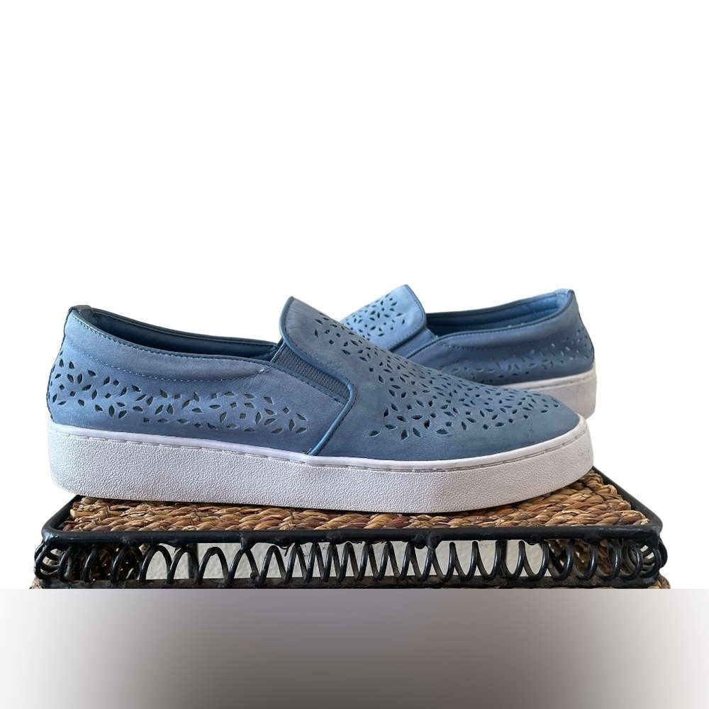 Vionic Splendid Midiperf Teal Suede Slip On Sneakers/ US 7